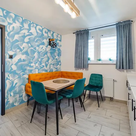 Przestronne Apartamenty Delux Sun & Snow Lesna Hel Exterior photo