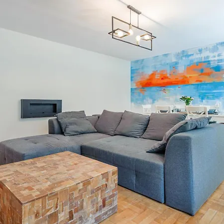 Przestronne Apartamenty Delux Sun & Snow Lesna Hel Exterior photo