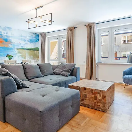 Przestronne Apartamenty Delux Sun & Snow Lesna Hel Exterior photo
