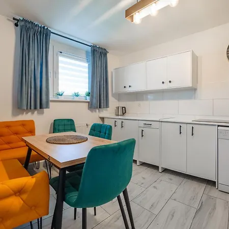 Przestronne Apartamenty Delux Sun & Snow Lesna Hel Exterior photo