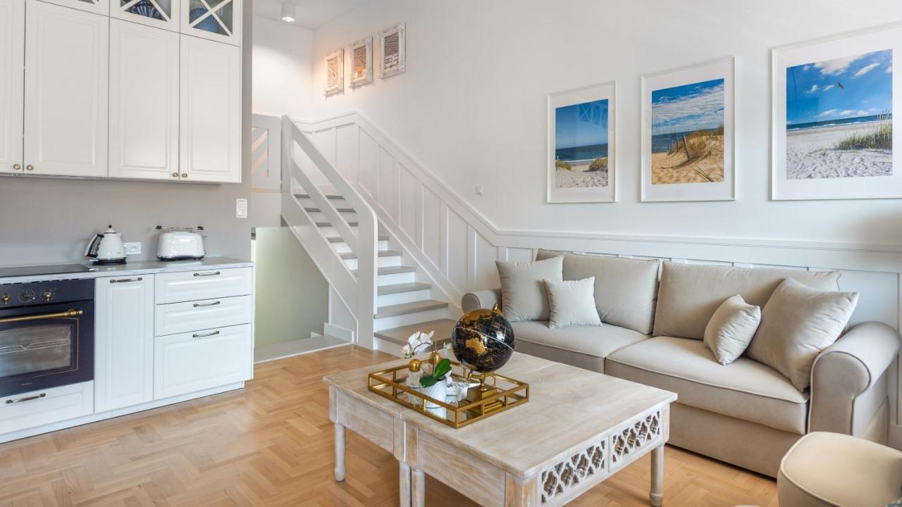 Przestronne Delux Sun & Snow Lesna Apartment *
