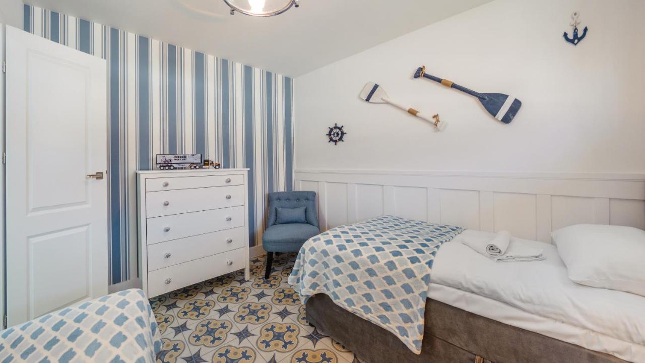 Przestronne Delux Sun & Snow Lesna Apartment Hel